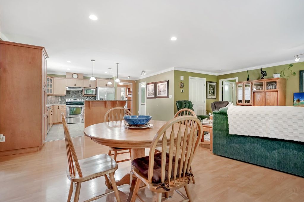 listing image 1109992089417272149