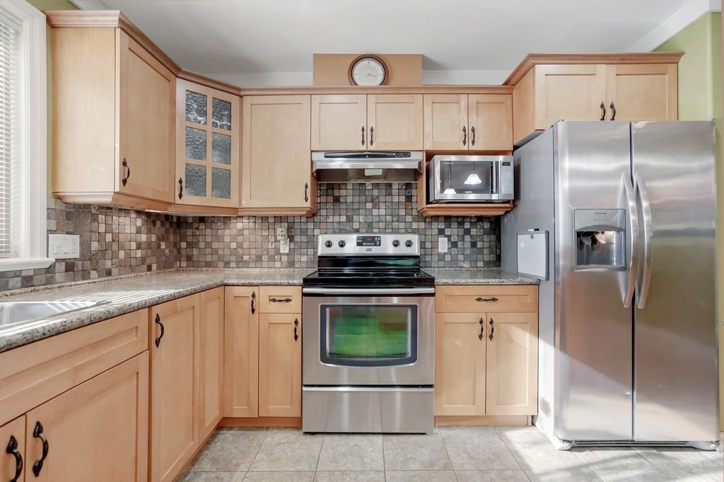 listing image 1100120505769244262