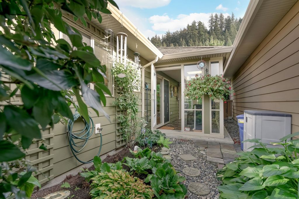 listing image 1109663758289930238