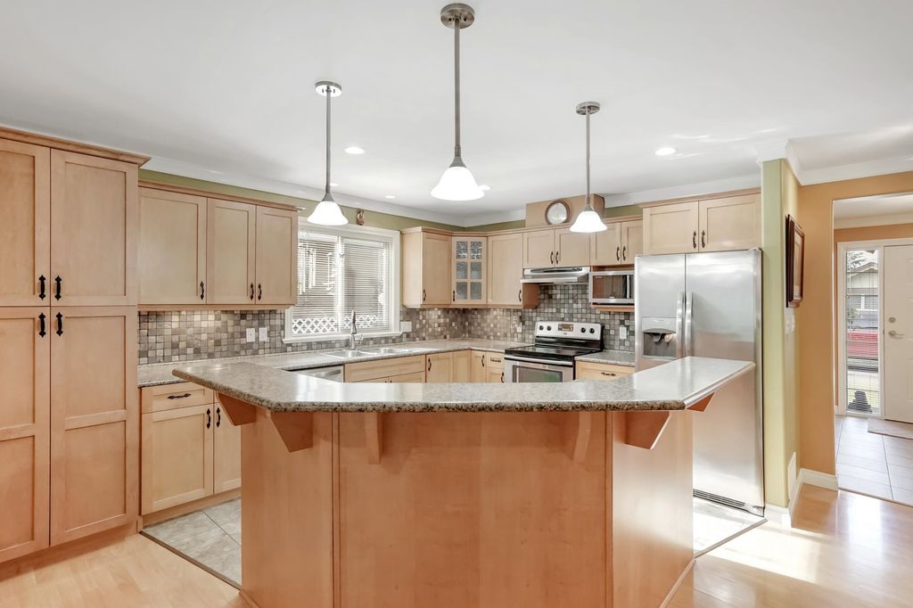 listing image 1102615134576154770