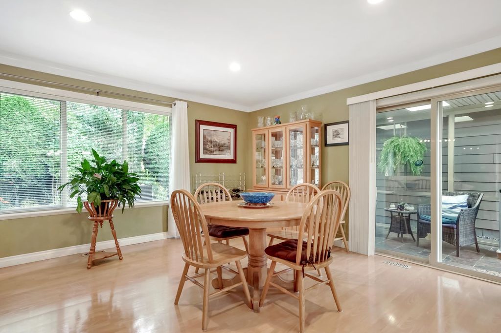 listing image 1108781565065966675