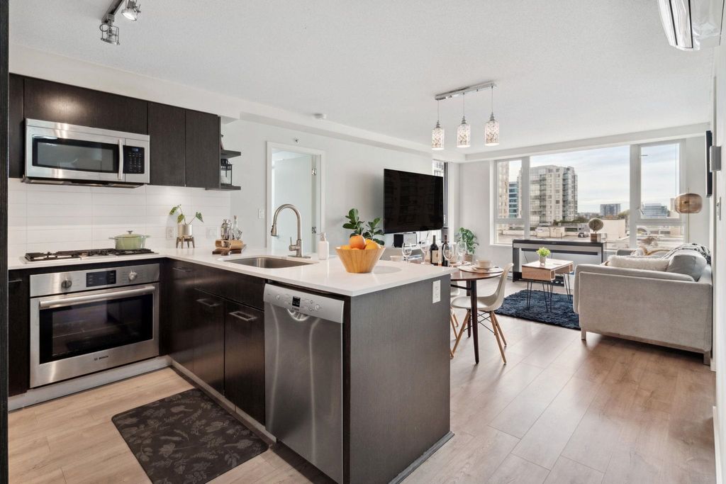 listing image 1106255137059876969
