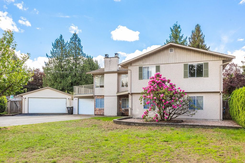 Photo of 20554 43a Avenue, Langley, BC V3A 3C8 (MLS # R3124467)