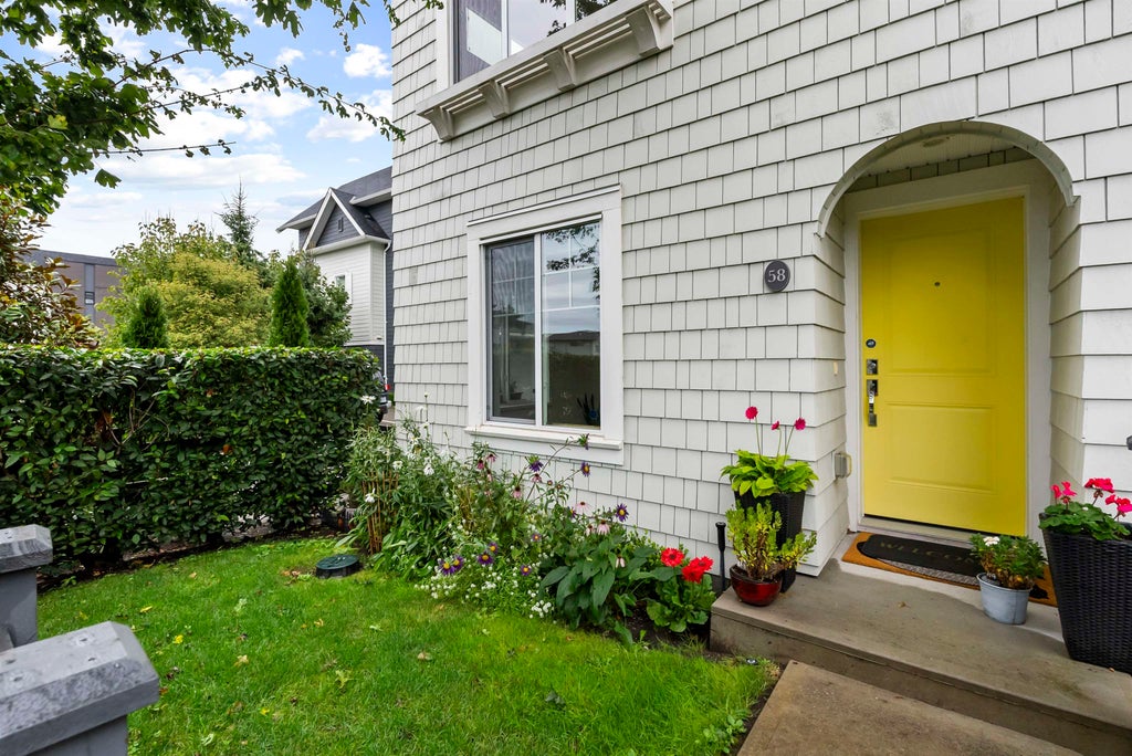 Photo of 16678 25 Avenue #58, Surrey, BC V3Z 0Z2 (MLS # R3171359)