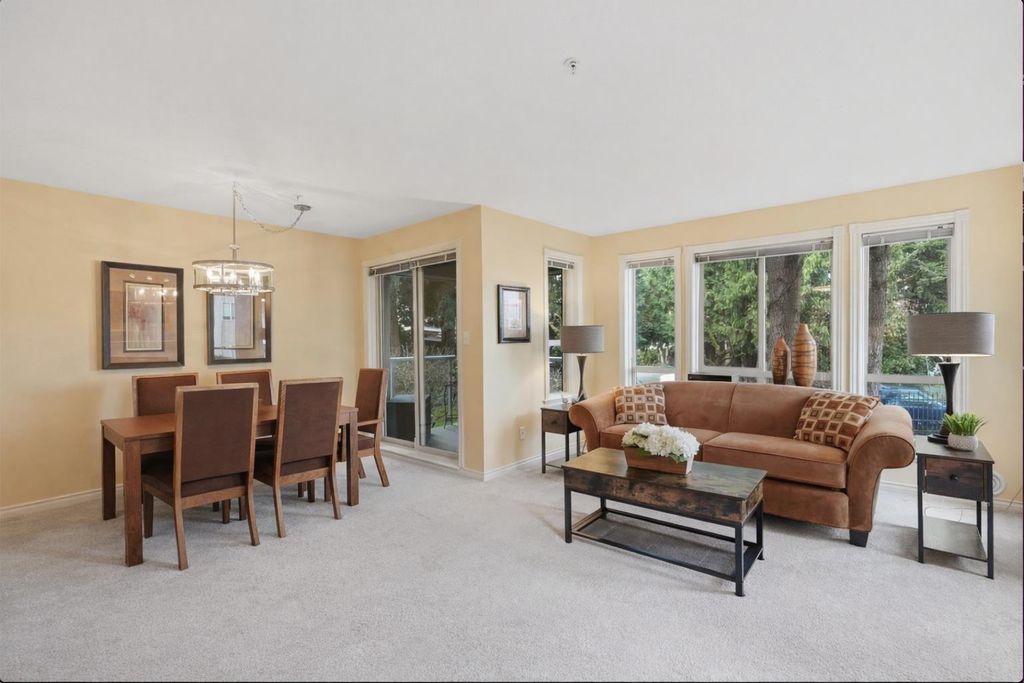 Photo of 2575 Ware Street #211, Abbotsford, BC V2S 3E2 (MLS # R3115232)