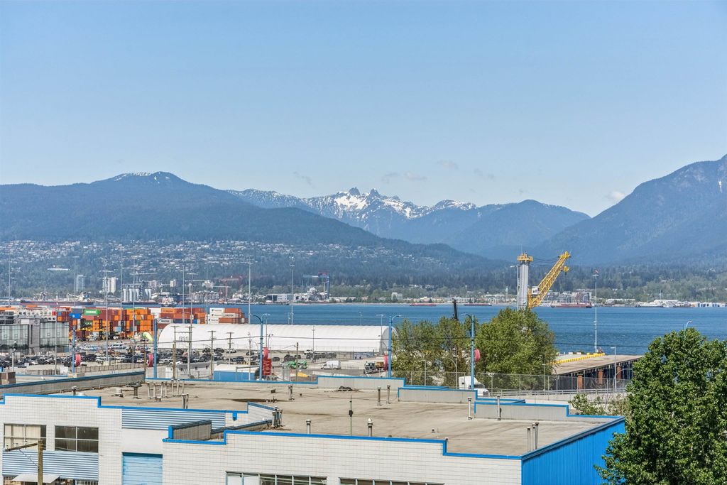 listing image 1104906401357645326