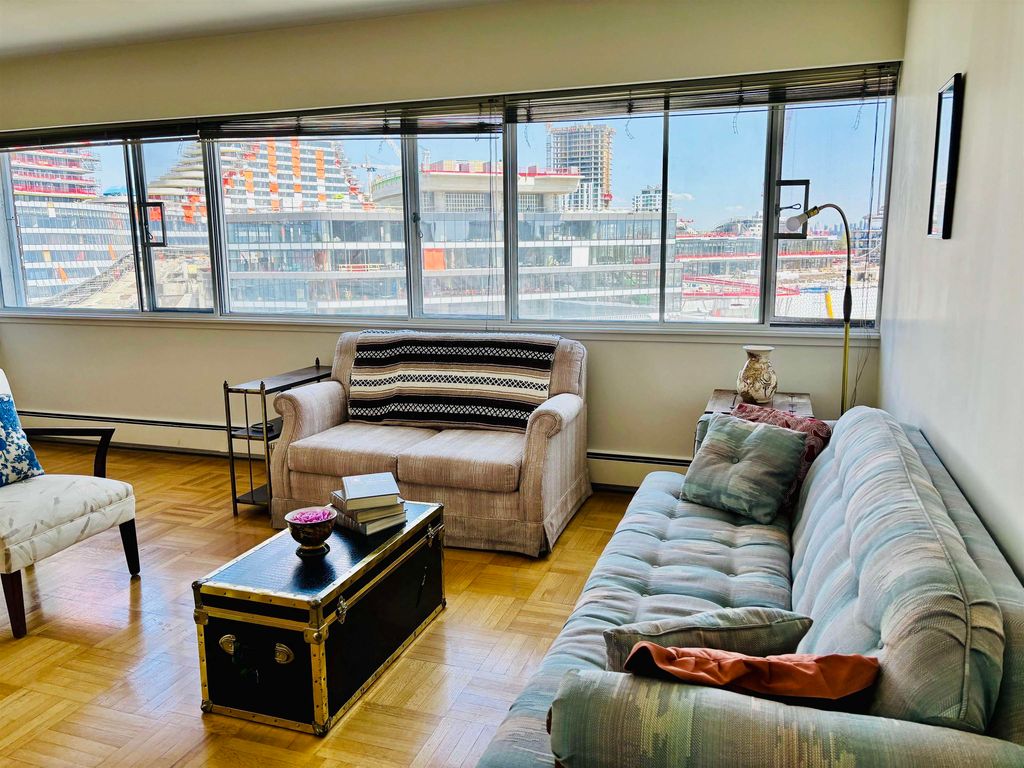 listing image 1109587659231043190