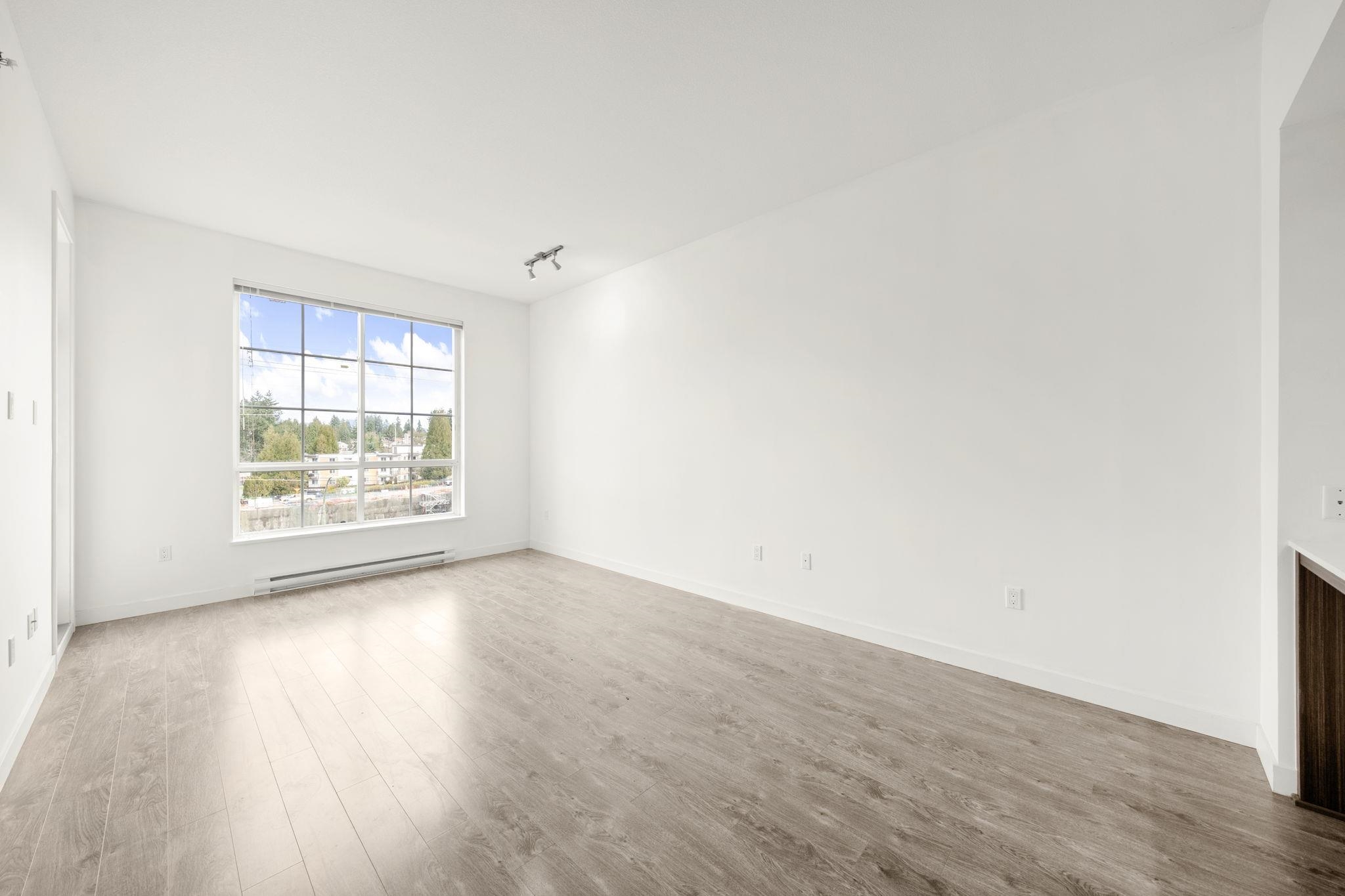 608 Como Lake Avenue 417