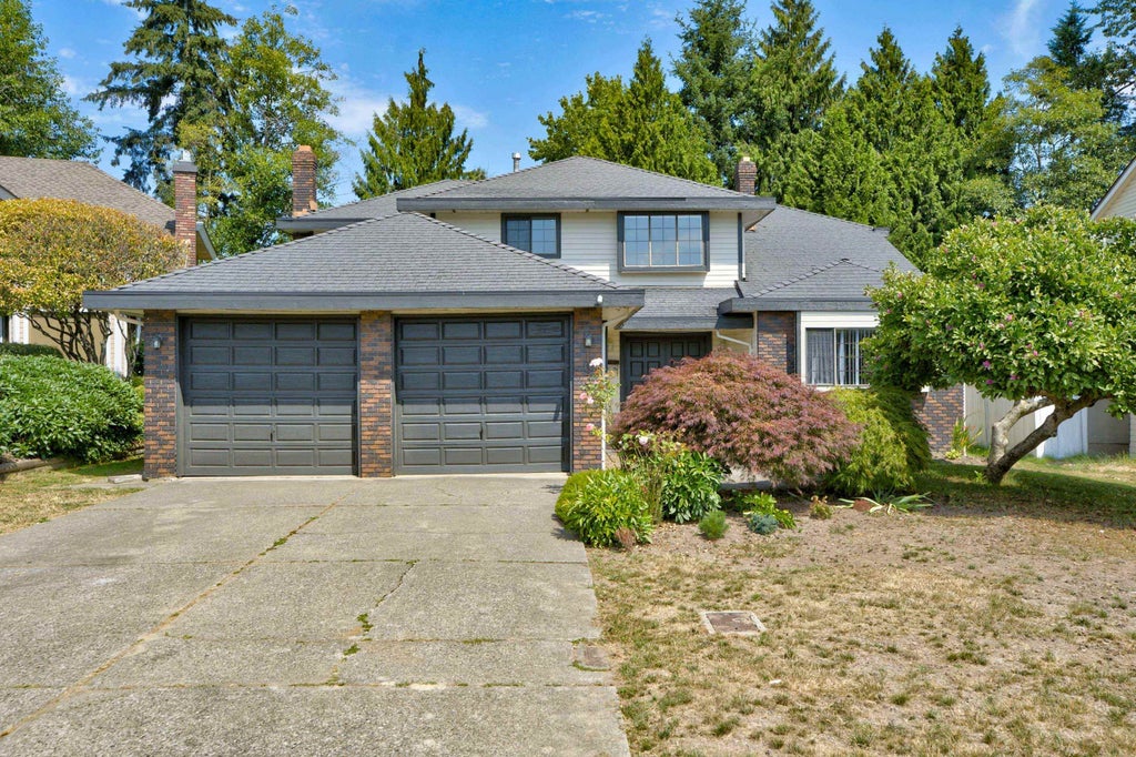 Photo of 16327 Northglen Close, Surrey, BC V4N 1X8 (MLS # R3149107)