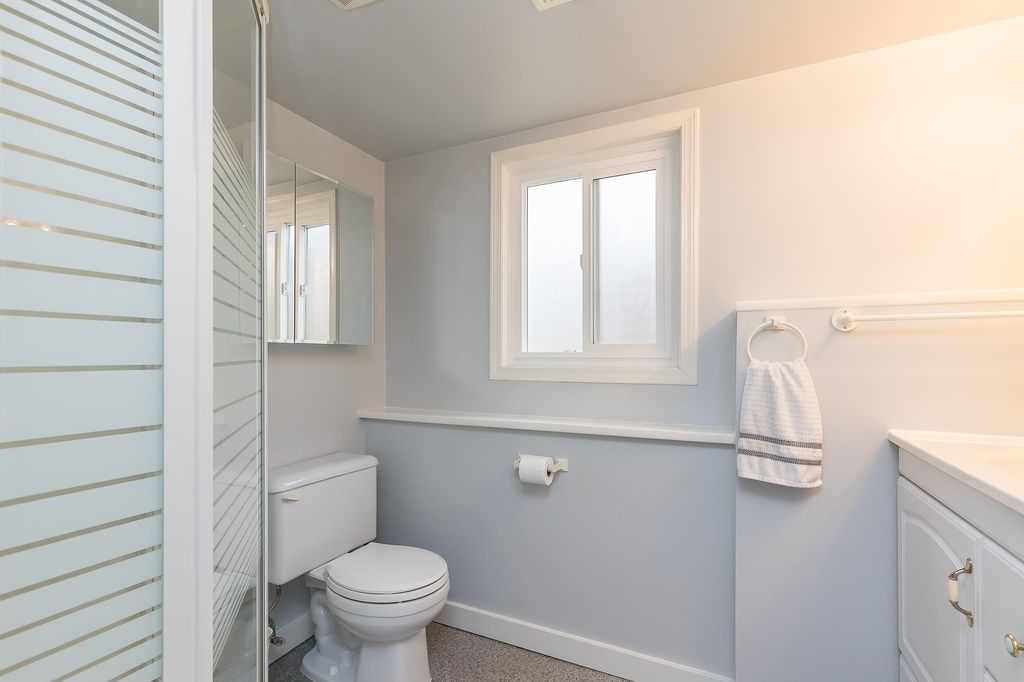 listing image 1100393060411584389