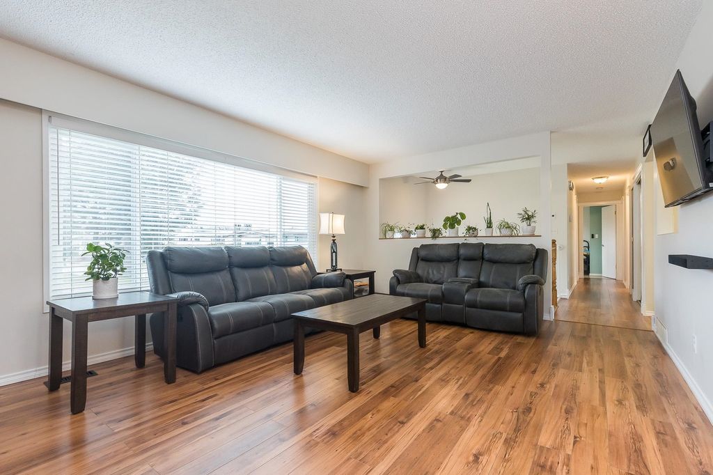 listing image 1108208440124754037