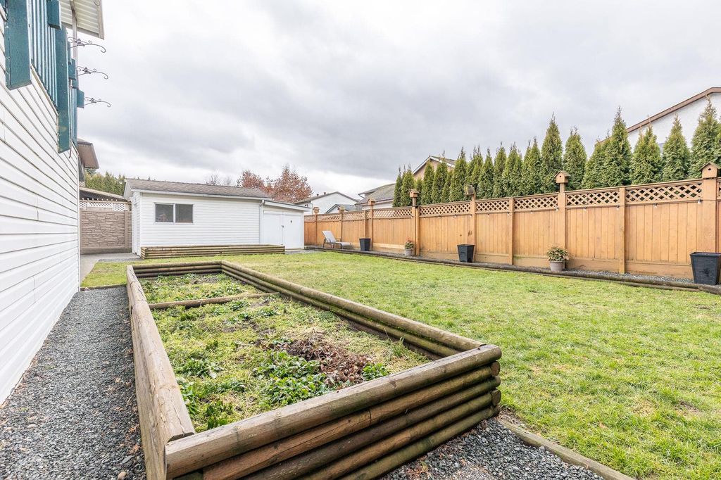 listing image 1103010746543395455