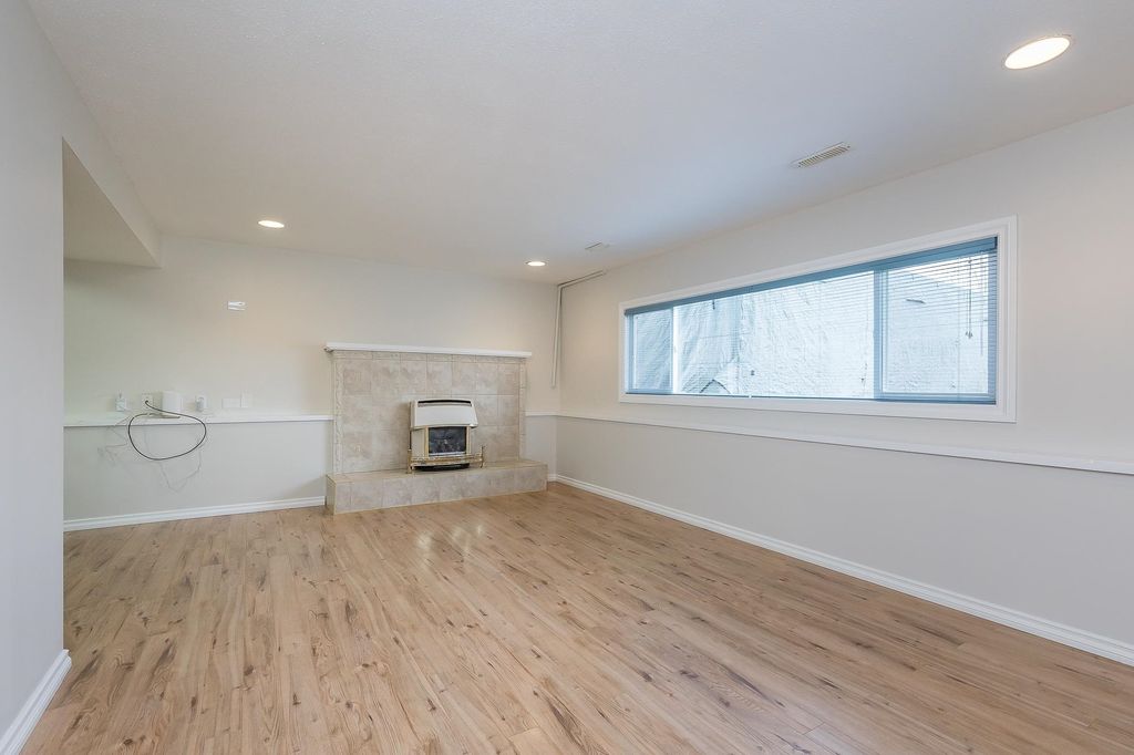 listing image 1108674814009763859