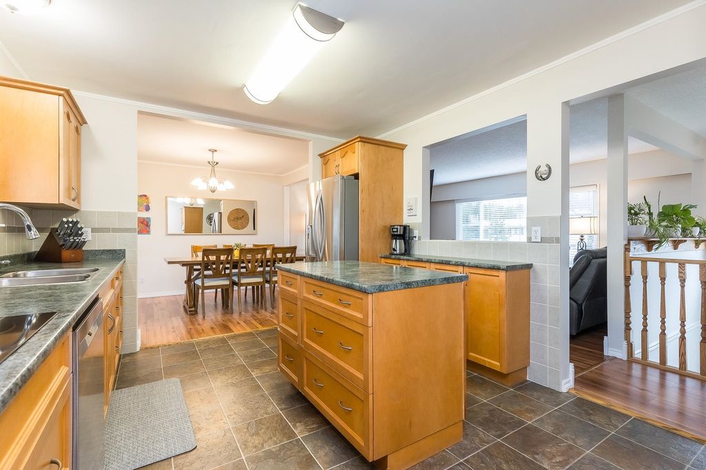 listing image 1106430657935177707
