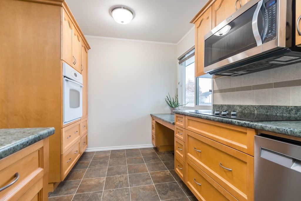 listing image 1107286147046571541