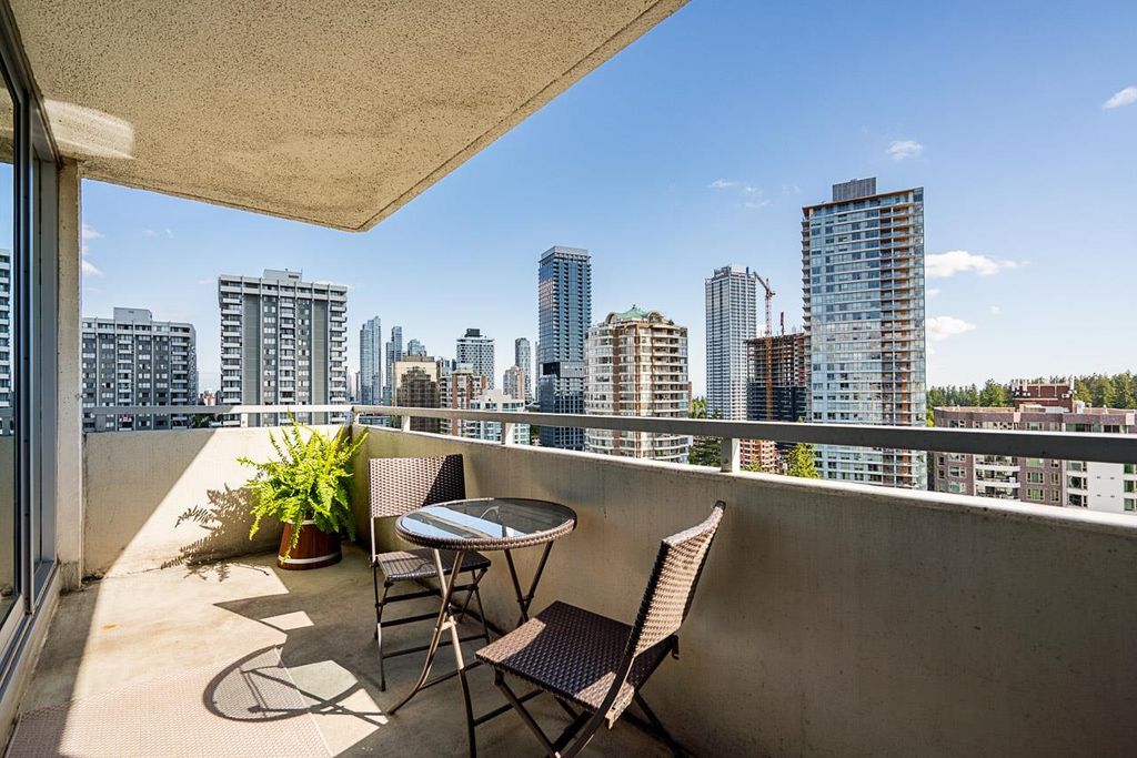 listing image 1100918934792263395