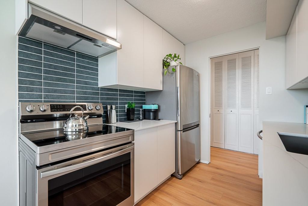 listing image 1100115589191846946