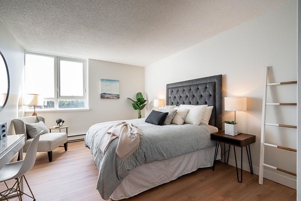 listing image 1101475901284977527