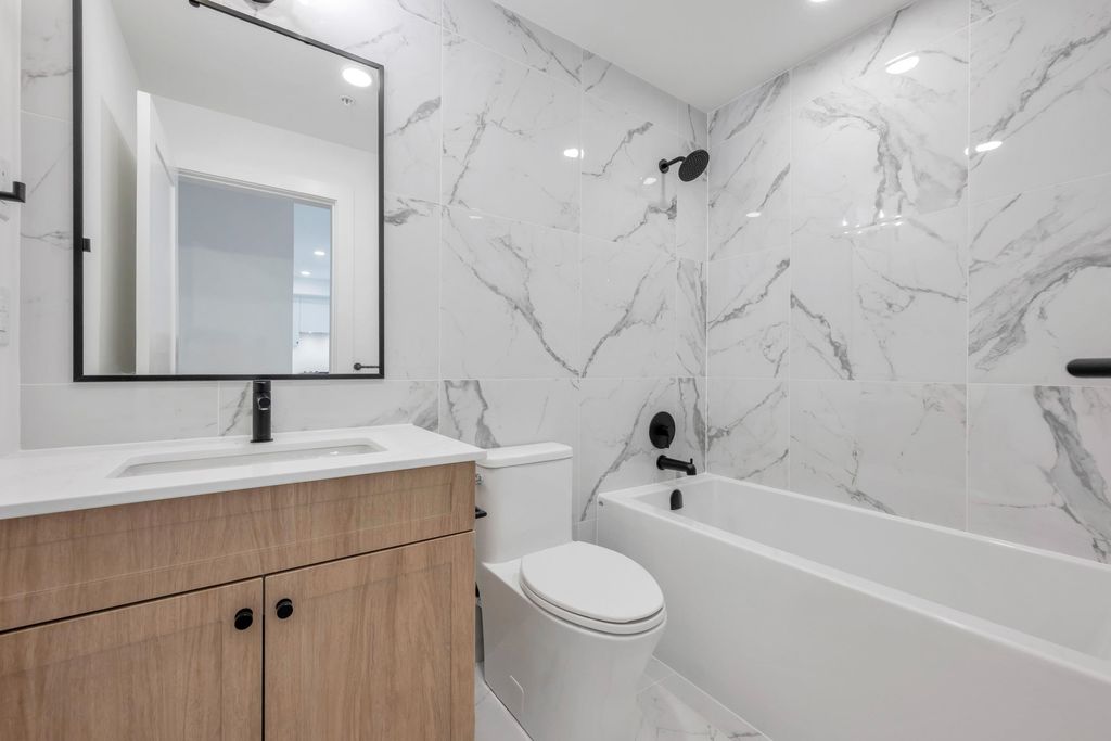 listing image 1104532390401142440