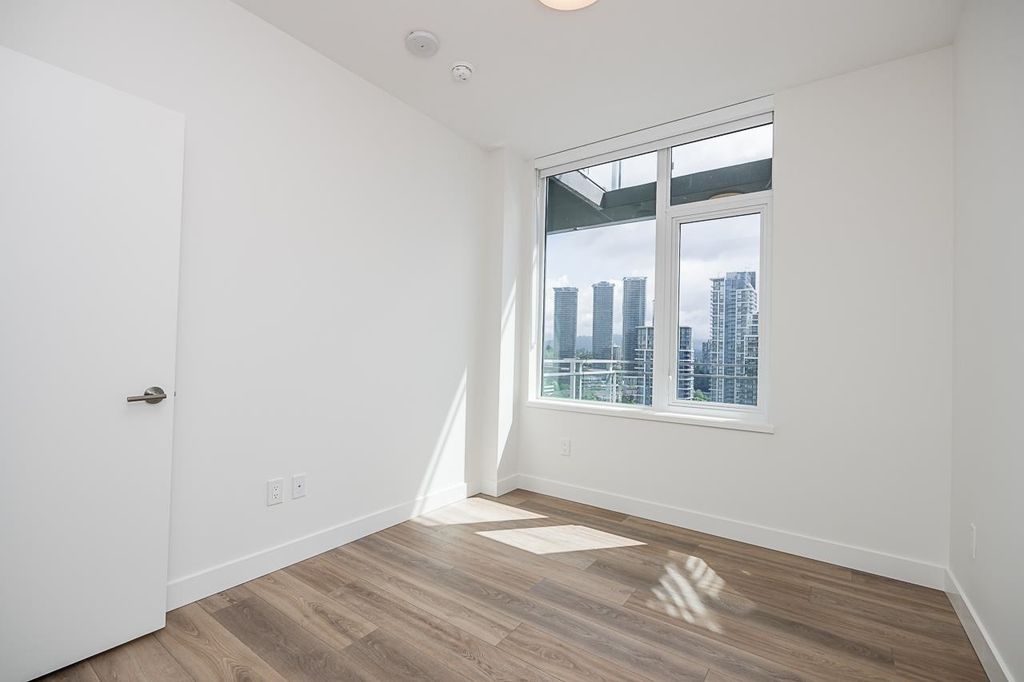 listing image 1109528041116413849