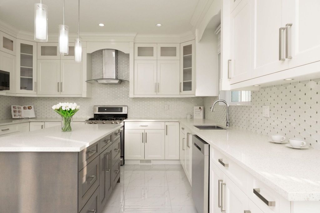 listing image 1100855061345112485