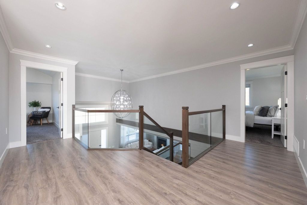 listing image 1107349250947713145