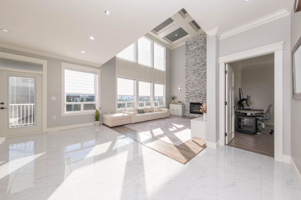 listing image 1105369130182179491