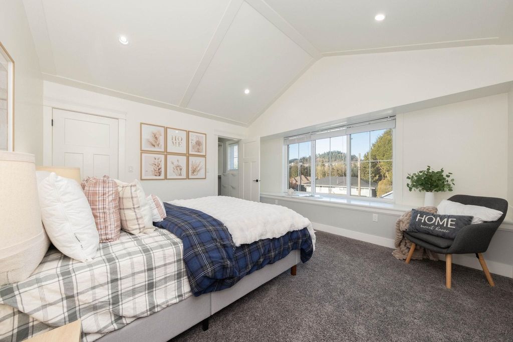 listing image 1104379966896145990