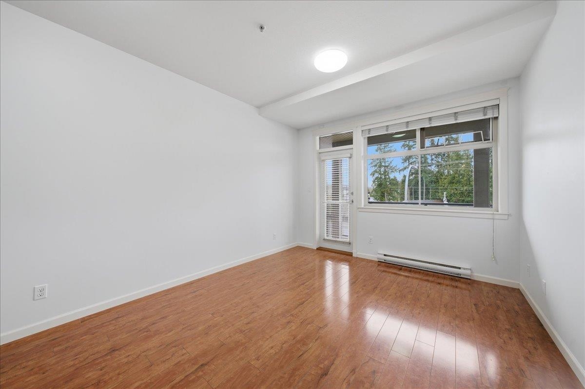 22858 Lougheed Highway 307