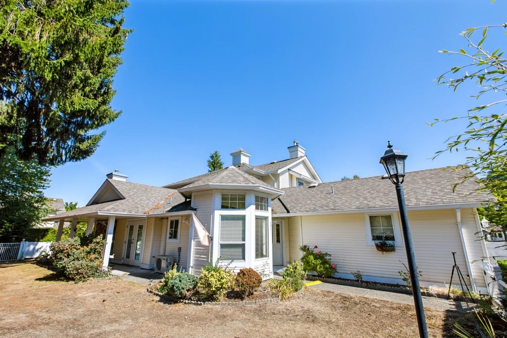 Photo of 9208 208 Street #18, Langley, BC V1M 2M9 (MLS # R3162623)