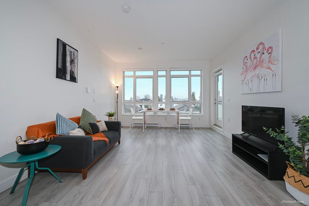 listing image 1102434210273694331