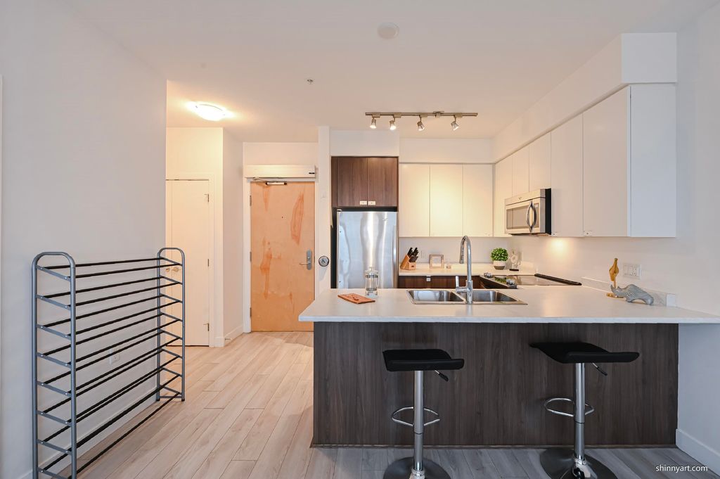 listing image 1100868905918308191