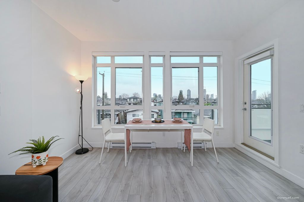 listing image 1103354027744424828