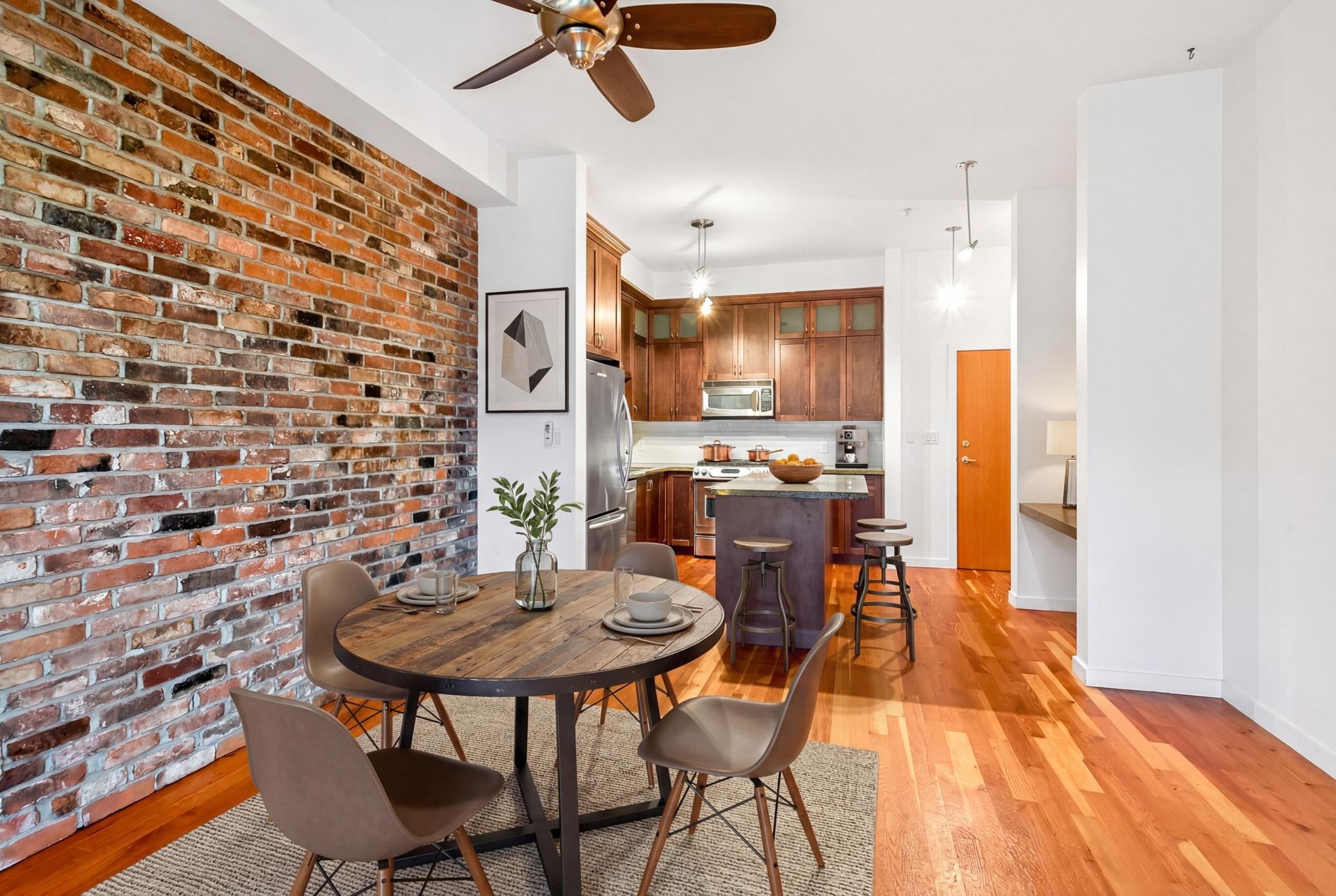 250 Salter Street 111