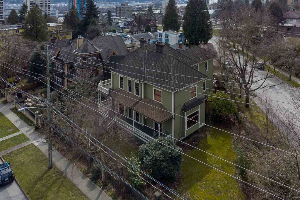 listing image 1105928160978151278