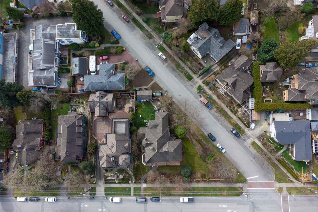 listing image 1104203737694549235