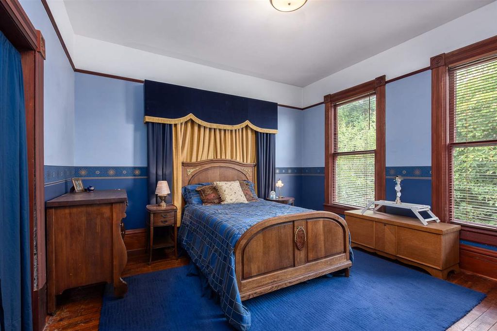 listing image 1106317126728001157