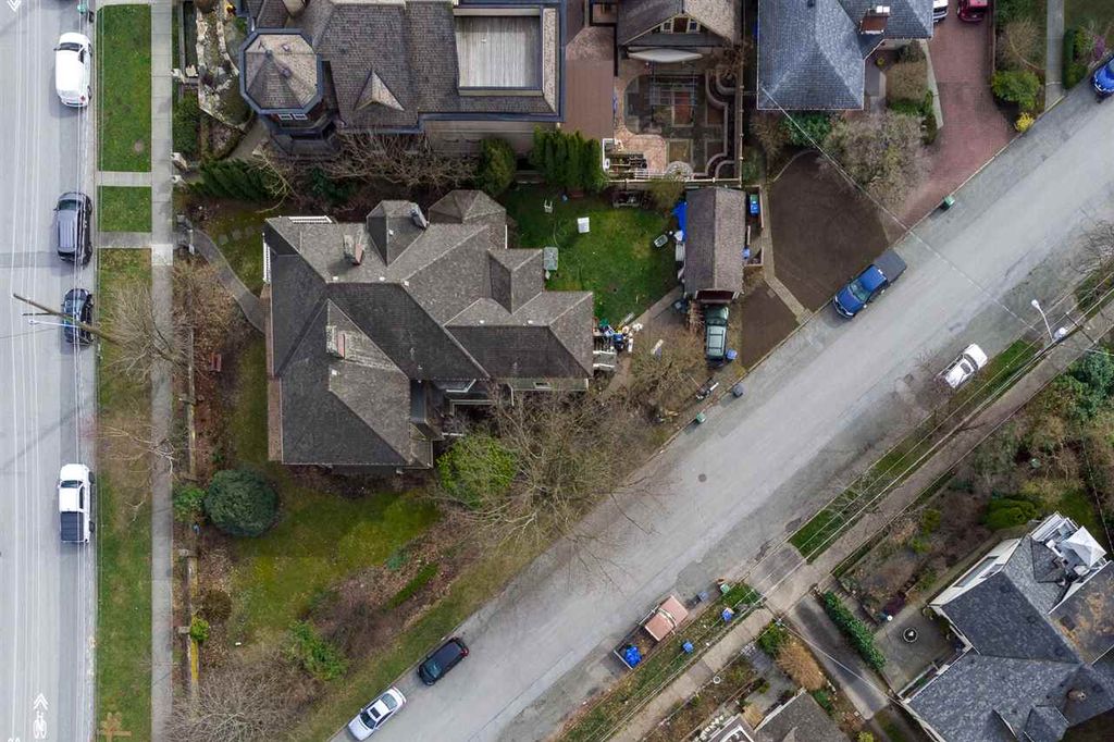 listing image 1104143820158803370