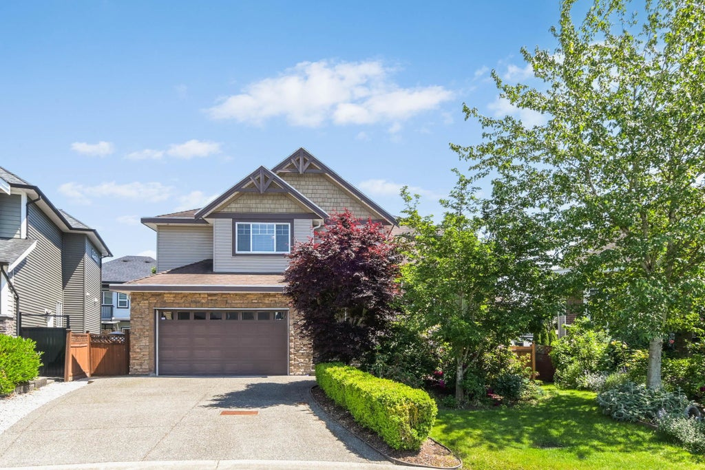 Photo of 19698 71b Avenue, Langley, BC V2Y 3A4 (MLS # R3129824)