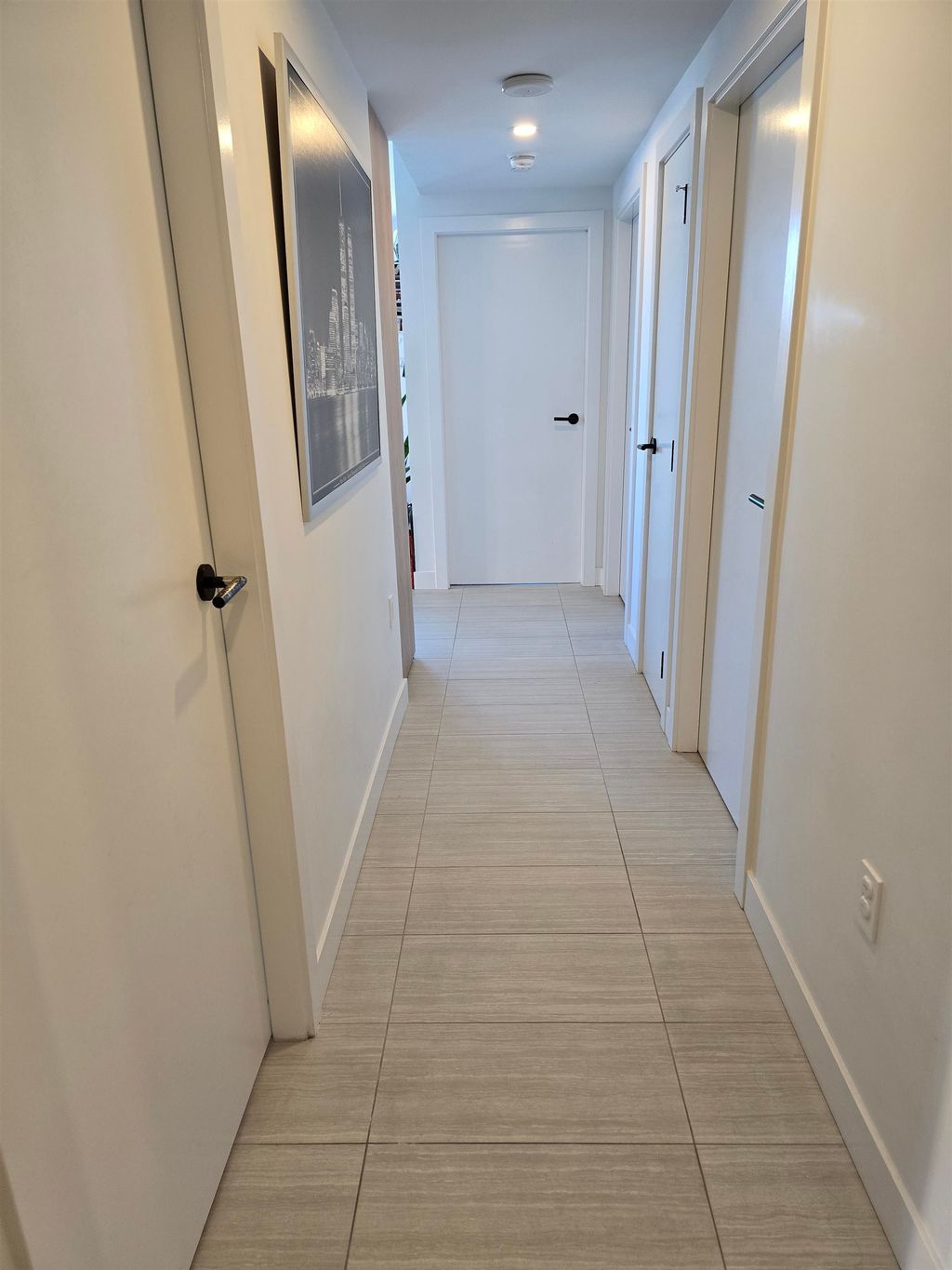 listing image 1101575464223480017