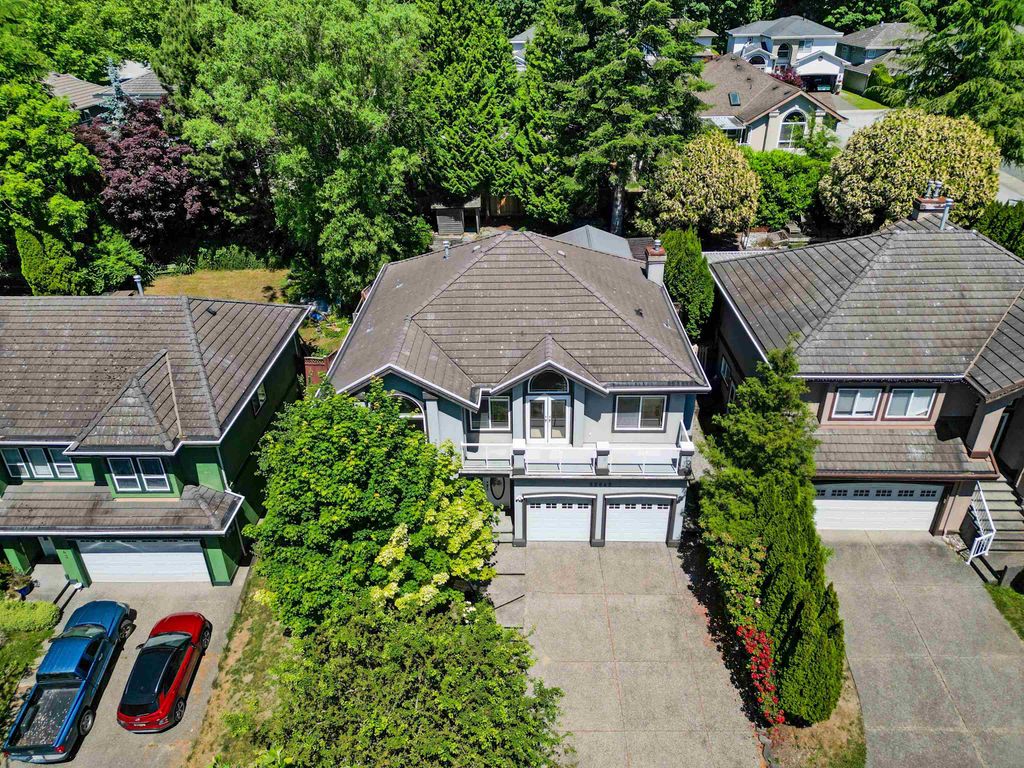 Photo of 23849 Zeron Avenue, Maple Ridge, BC V2W 1E3 (MLS # R3132144)