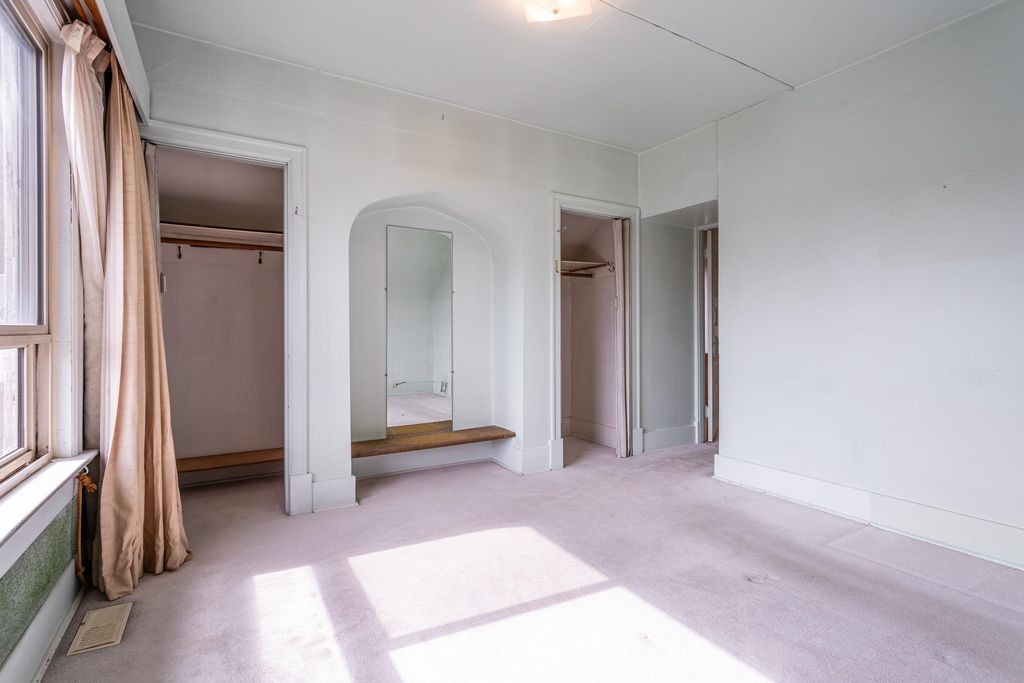 listing image 1106446216677411691