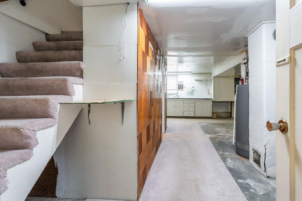 listing image 1108568943478279661