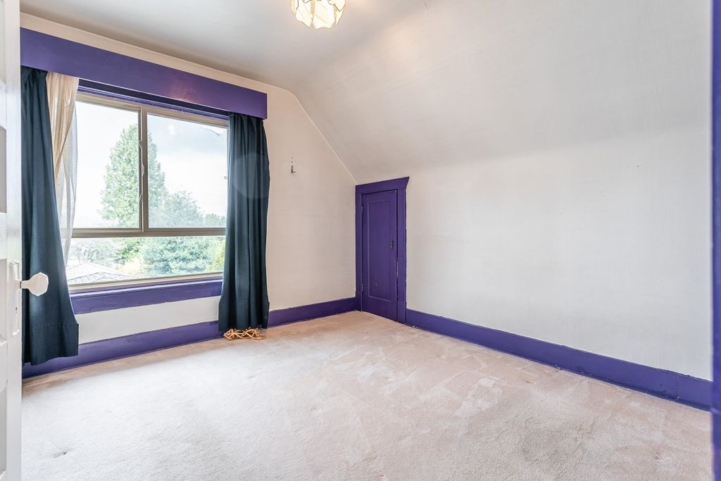 listing image 1100227951036754533