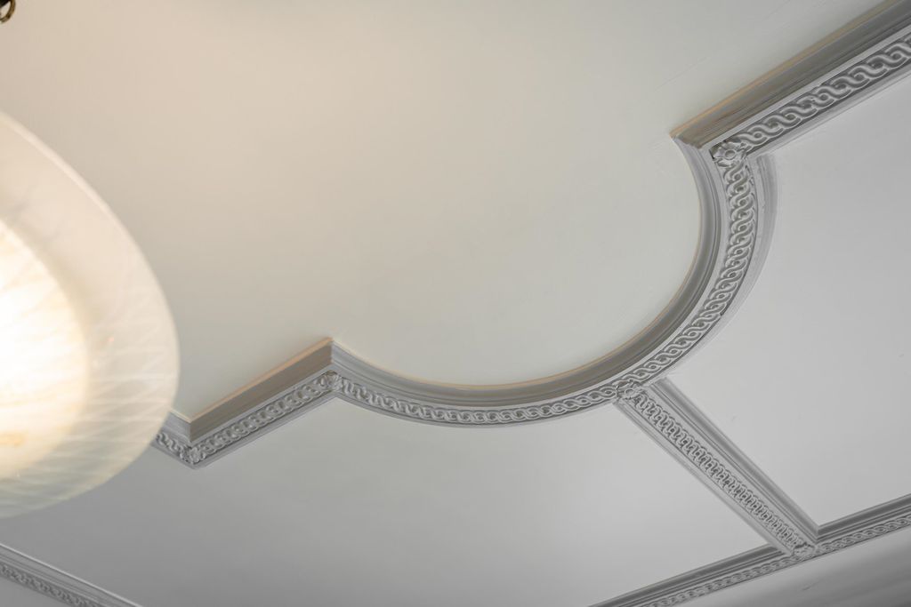 listing image 1107685764393973303