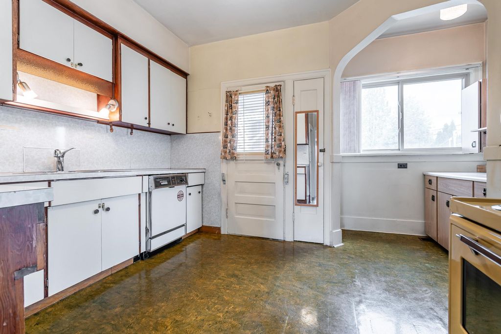 listing image 1107332665688545424