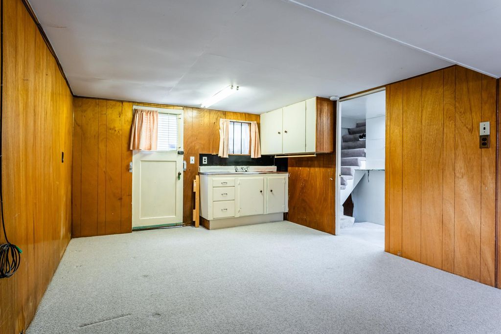 listing image 1109231534780945473