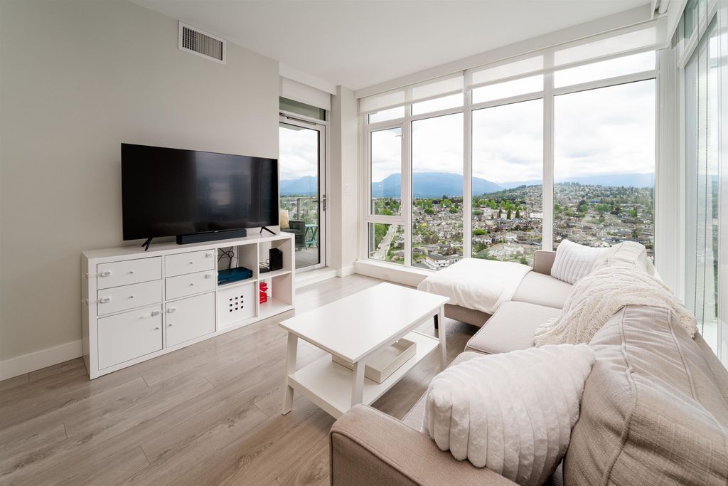 listing image 1102697520720127693