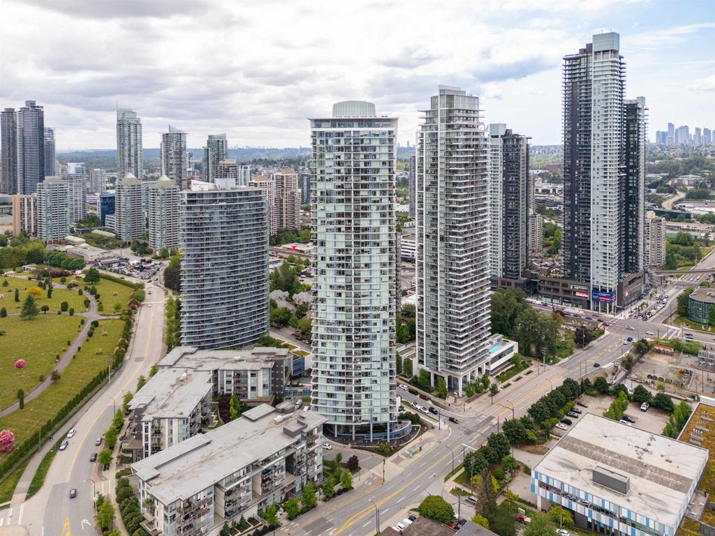 listing image 1105627440645272382