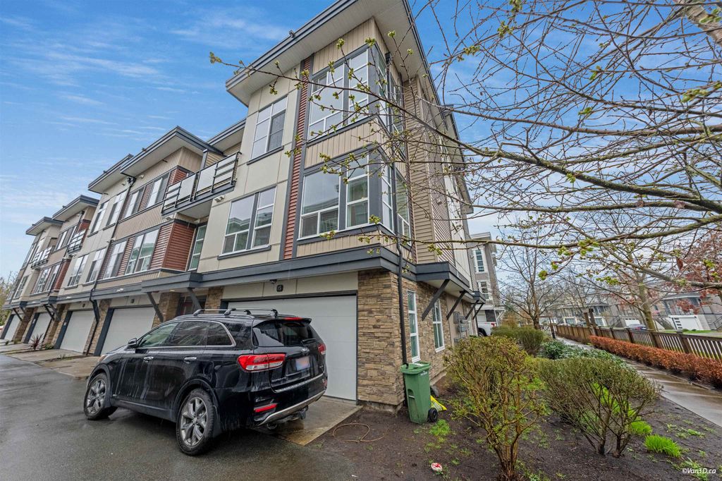 Photo of 8466 Midtown Way #15, Chilliwack, BC V2P 0G8 (MLS # R3100613)